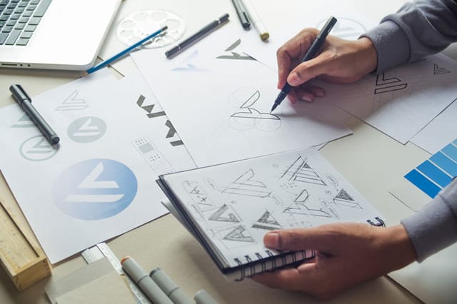 LOGOTYPE – WHAT EXACTLY IS A LOGO AND WHERE DOES IT COME FROM?