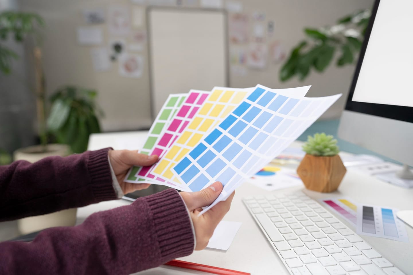 Colours in design. Image credit: Freepik (freepik.com)