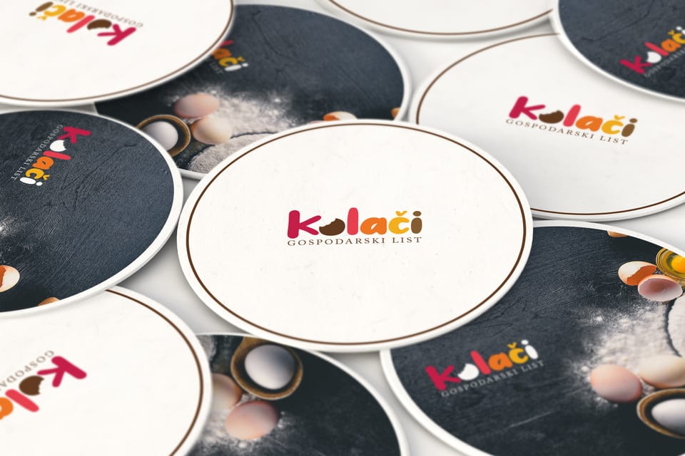 Dizajn logotipa Kolači za Gospodarski list: okrugli podmetači s logotipom, bijeli i tamni s fotografijom jaja i brašna